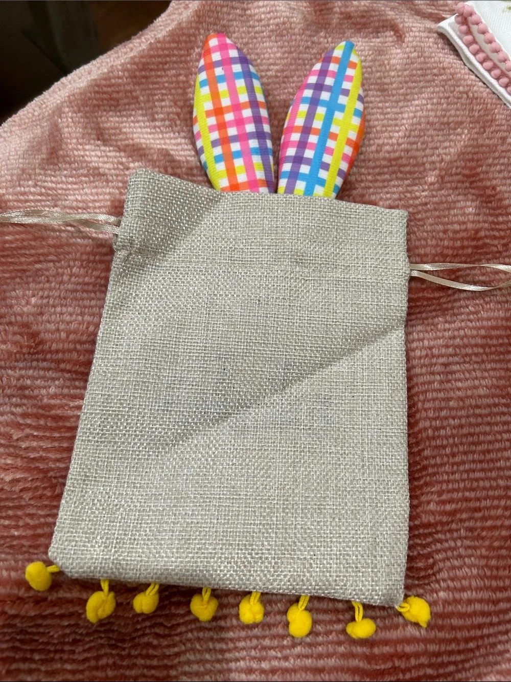 N/A hand towel